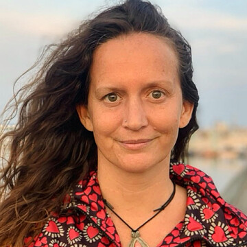 Beth McNamara